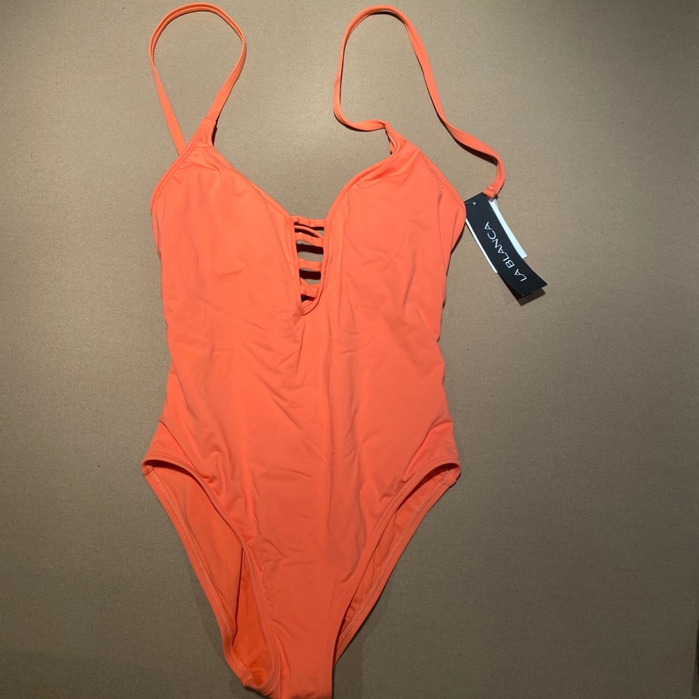 NWT La Blanca one piece Swimsuit